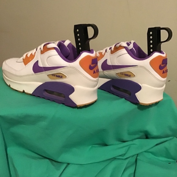 😎Nike’s Air Max, see photos, great condition, size 4Y, cleaned/washed - Picture 4 of 6